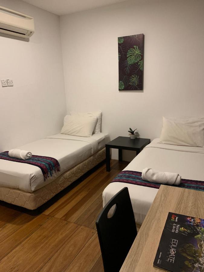 My Place Hotel & Lodge Κουτσίνγκ Εξωτερικό φωτογραφία